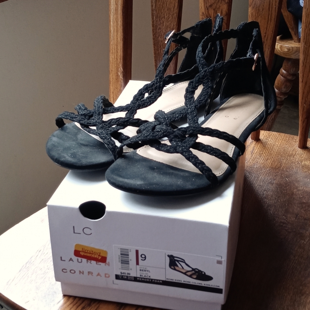 Lauren Conrad black sandals
